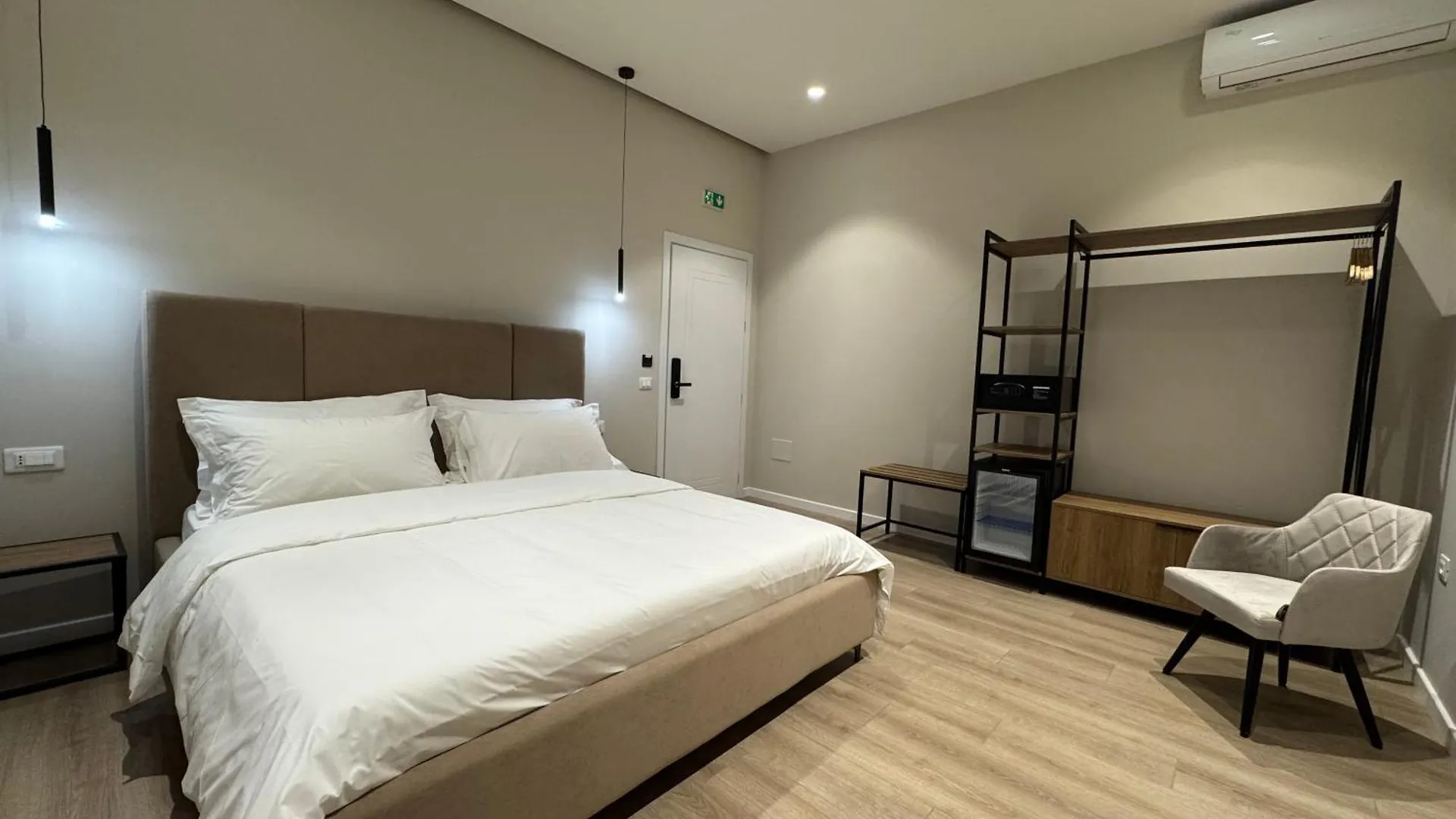 فندق Rooms At Mimosa Street تيرانا