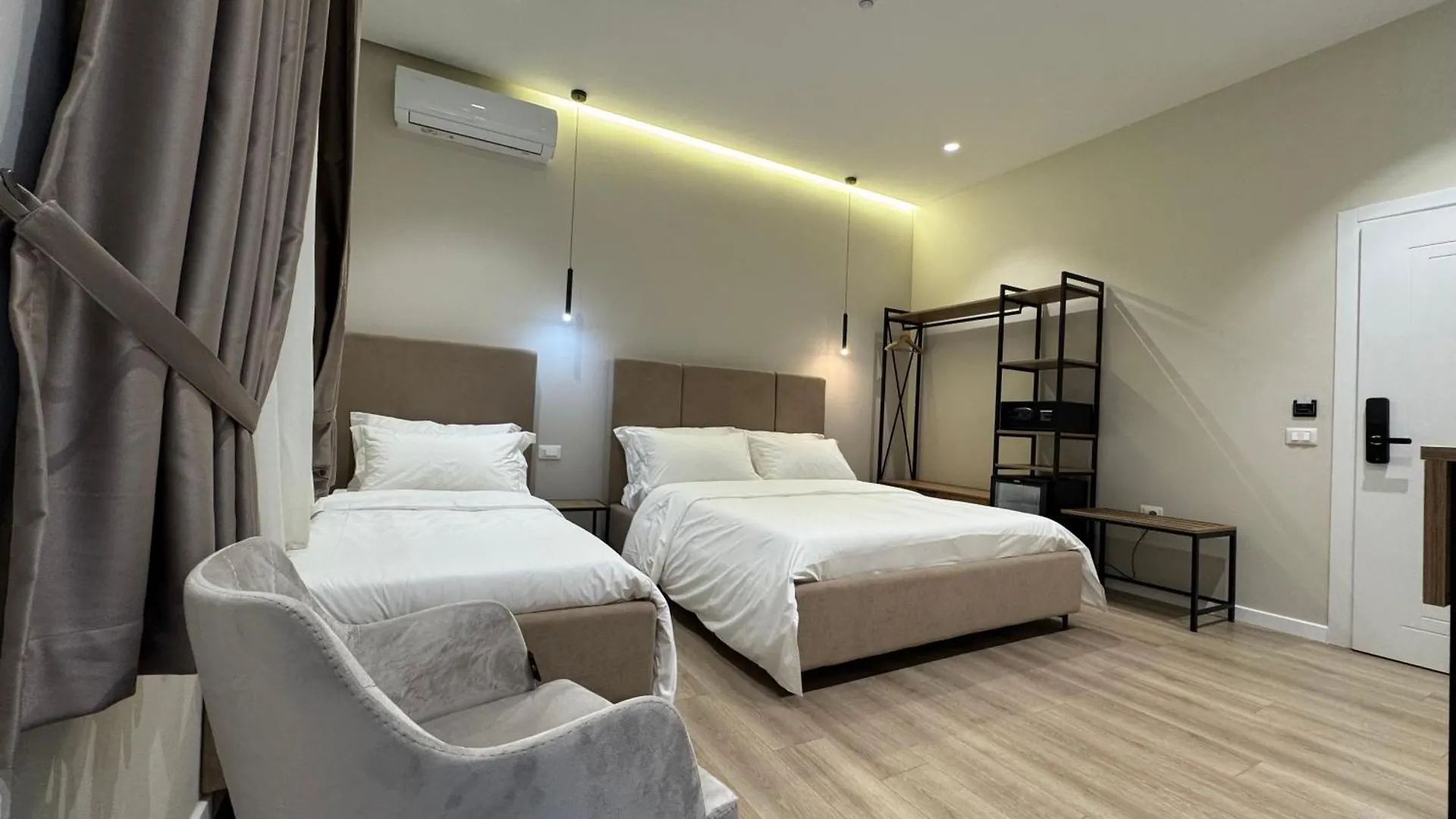 فندق Rooms At Mimosa Street تيرانا ألبانيا